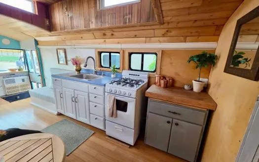 Gwenivere’s 1980 Vintage Thomas Skoolie  For Your Next Adventure!