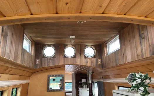 Gwenivere’s 1980 Vintage Thomas Skoolie  For Your Next Adventure!