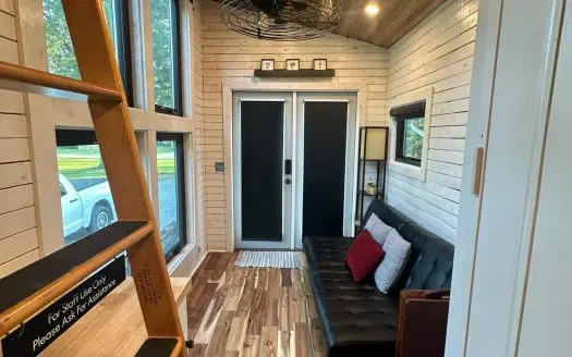 SOLD Theresa's $40K Move-In Ready for Full-Time Living Tiny Home