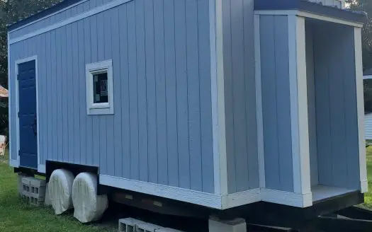 Premium 8×20 Metal-Framed THOW Shell with Reinforced Trailer