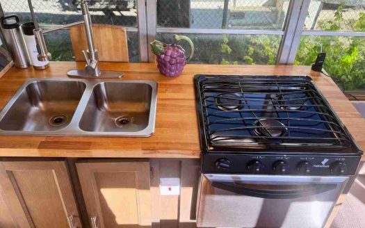 SOLD: Rafael's 2000 Blue Bird RV Conversion Skoolie