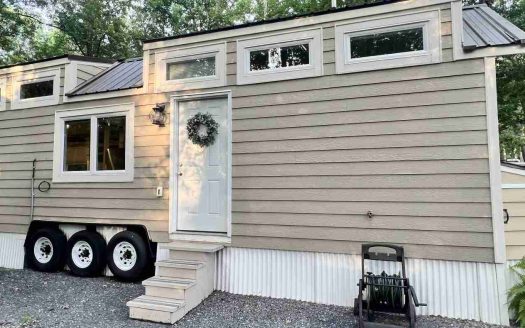 SOLD Chester's Perfect Turn Key Tiny Home – Delivered from Virginia