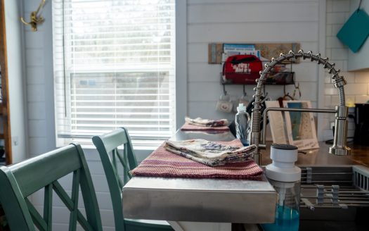 Move in Ready Tiny Home on Gorgeous Private Lot in Florida! (Suzanne)