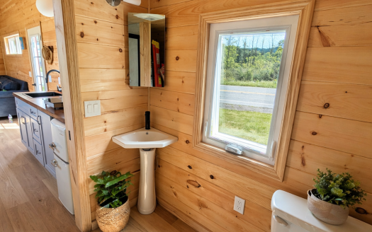 2025 Custom-Built Tiny Home on Wheels Delivered from PA!