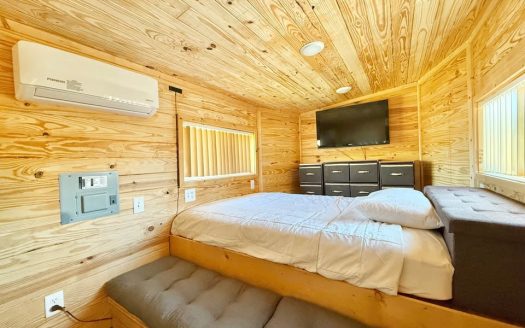 RVIA-Certified Gooseneck Tiny Home – Off-Grid Ready + Delivery Available