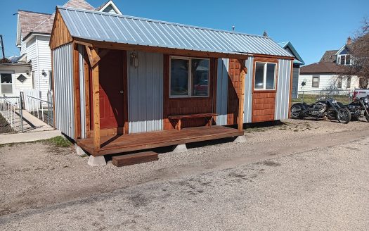 Single level tiny house on wheels Deer Lodge, Montana.