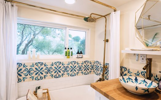 Tiny Home Dream with Rooftop Deck, Solar and Certification! (Bethany)
