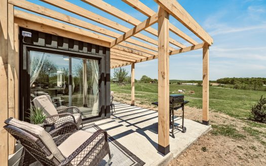 The Meadow – 8×40 – Turnkey Luxury Container
