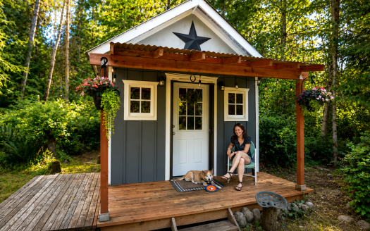 Cozy Tiny Home ADU Full of Character, Ready for Delivery! (Jennifer)