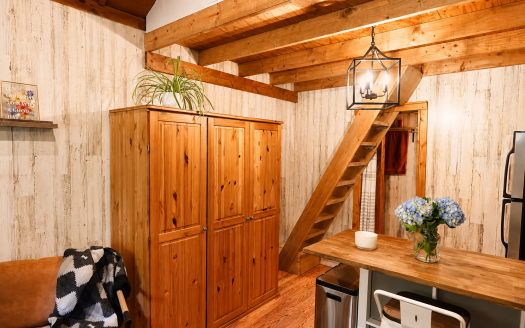 Cozy Tiny Home ADU Full of Character, Ready for Delivery! (Jennifer)