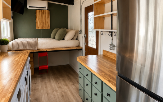 Jesus's Main Floor Bedroom Tiny Home, Delivery Available!