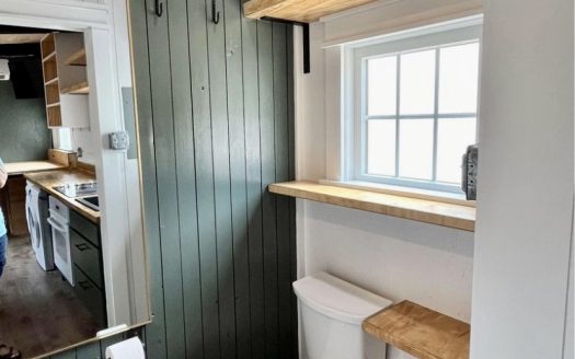 Jesus's Main Floor Bedroom Tiny Home, Delivery Available!