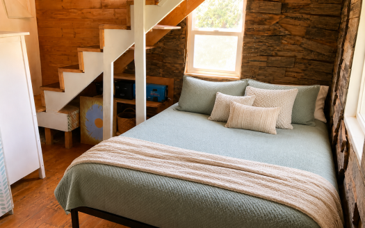 Furnished Off-Grid Tiny Cabin with Solar – OPEN TO OFFERS