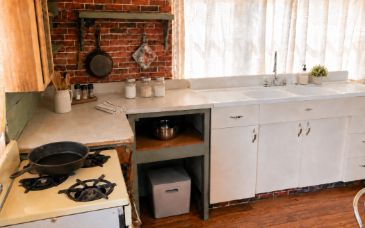 Furnished Off-Grid Tiny Cabin with Solar – OPEN TO OFFERS