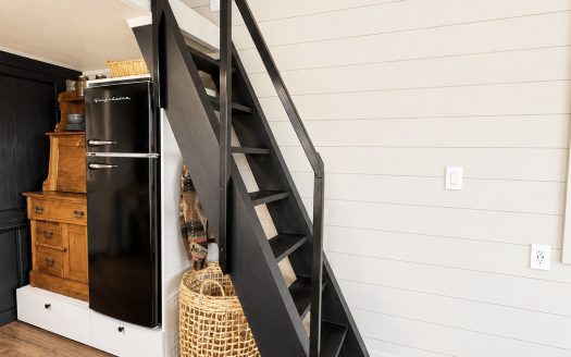 Margarett's Colorado Homestead, Fully Furnished Tiny Home!
