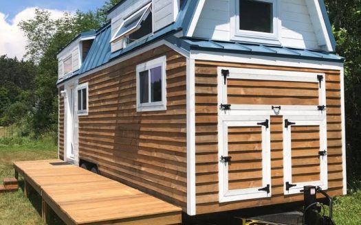 Bright New Tiny Home on Wheels with Lofted Bedroom in McMinnville Tennessee
