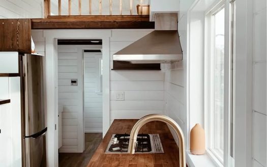 Gently Used Tiny Home on Wheels with Queen Loft and Chefs Kitchen in Franklin Tennessee